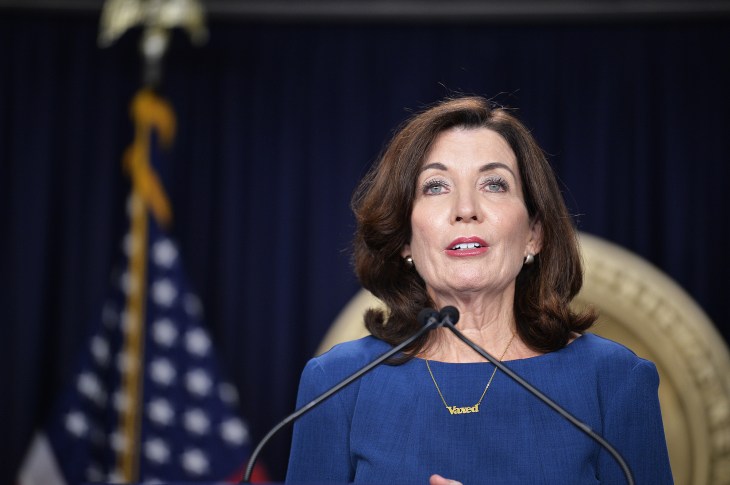 GOVERNOR HOCHUL ANNOUNCES BILLION DOLLAR RESCUE PLAN FOR SMALL BUSINESSES AND STRENGTHEN NEW YORK'S ECONOMIC RECOVERY