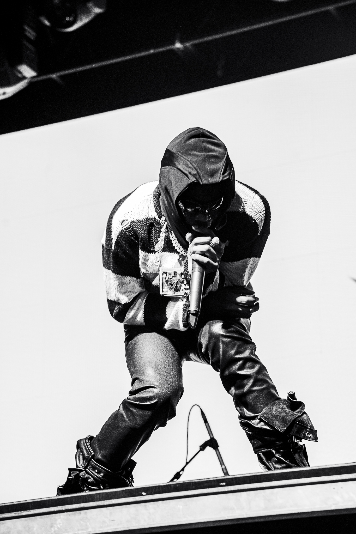 Rema’s Electrifying Performance Leaves fans ‘Raving for Roses’ at The